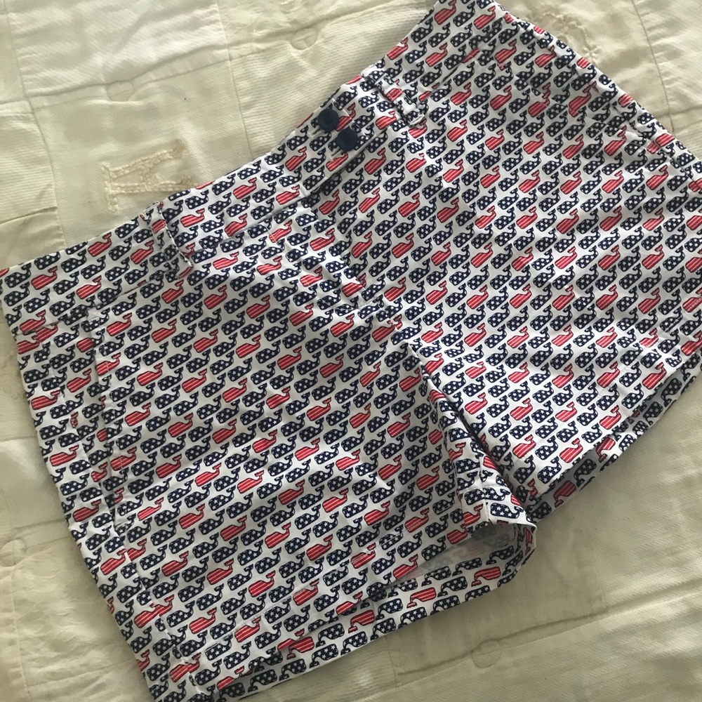 Vineyard Vines Red and Blue Patterned Women Shorts